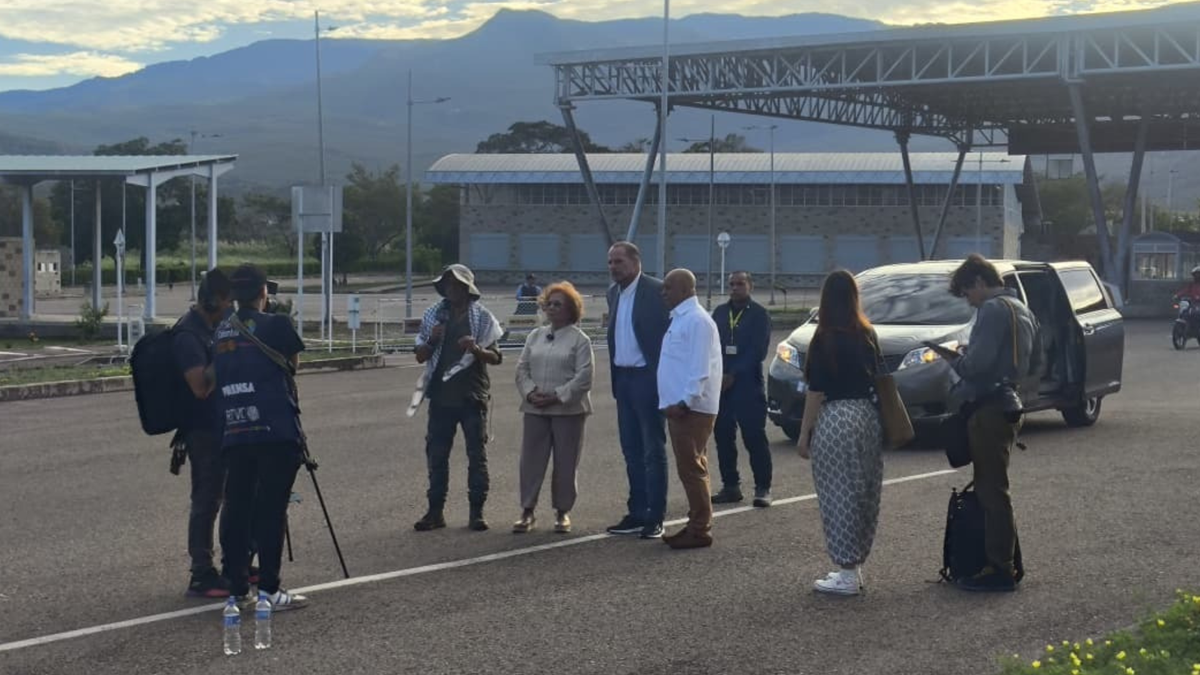 Colombia recibe a varios detenidos en Venezuela; entre ellos, el abogado Edwin Colmenares